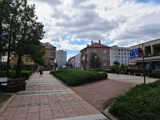 Червен бряг