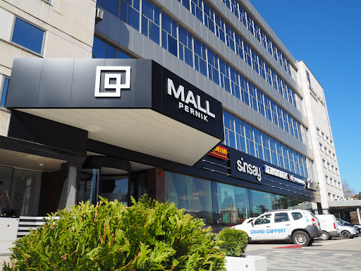 Mall Pernik