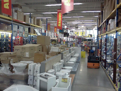 Практикер Плевен